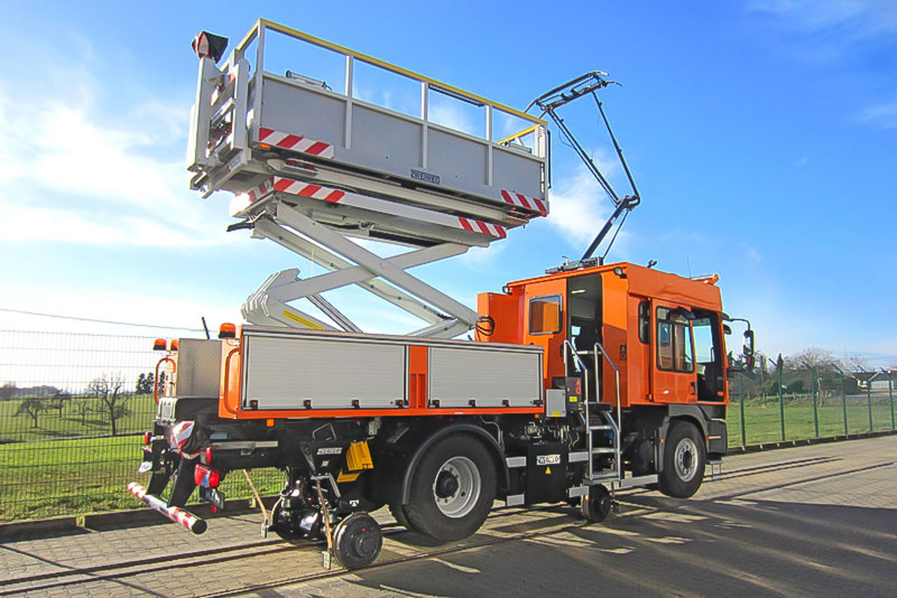 overhead line assembly vehicles